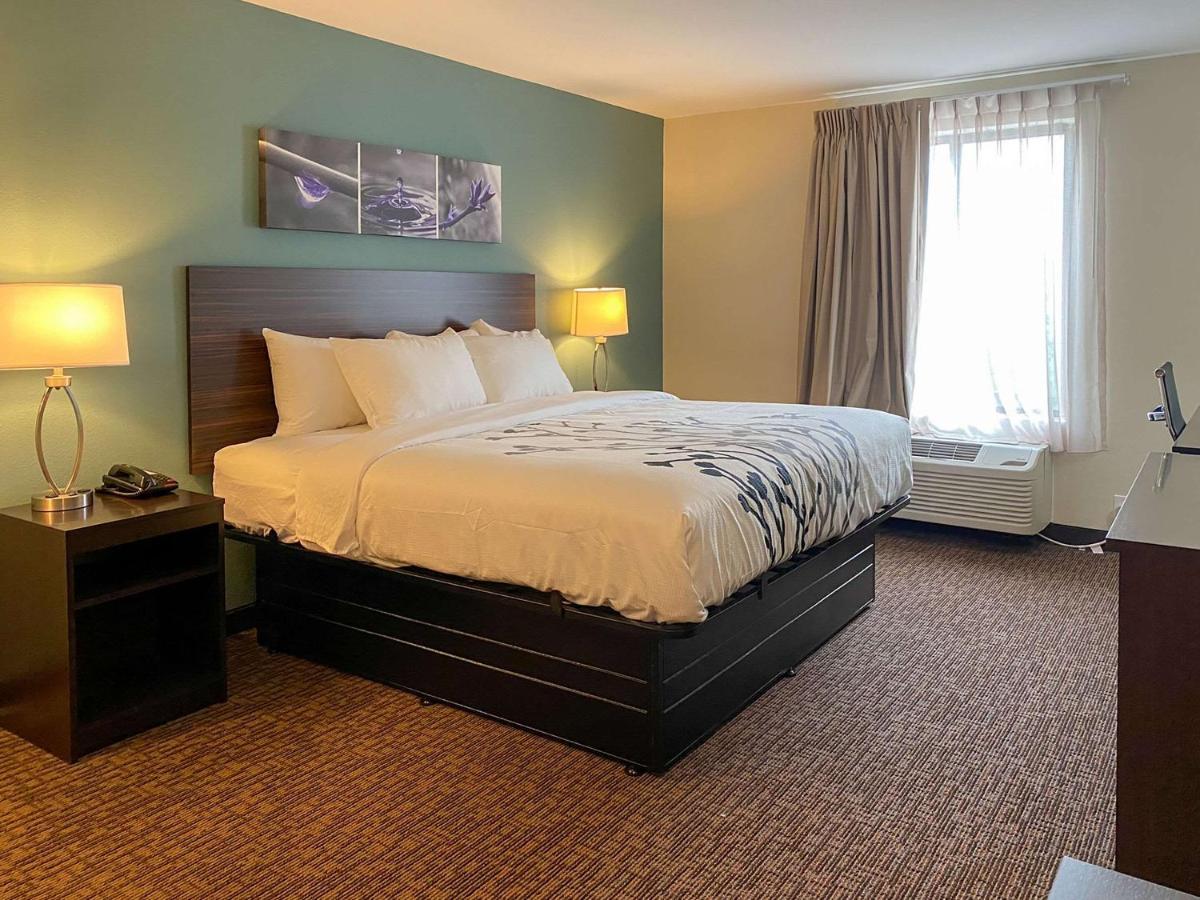 Sleep Inn Greensboro - Coliseum Area Esterno foto